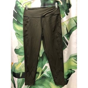 VICTORIA SPORT Total Knockout 7/8 Pocket Legging